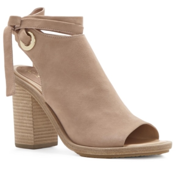 VC John Camuto Suede Open Toed Stacked Mule - Picture 7 of 8